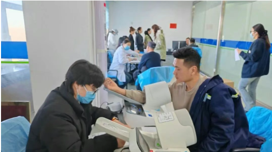 {4a7d7922-60a8-4a69-9a08-22fa5e7f35cd}