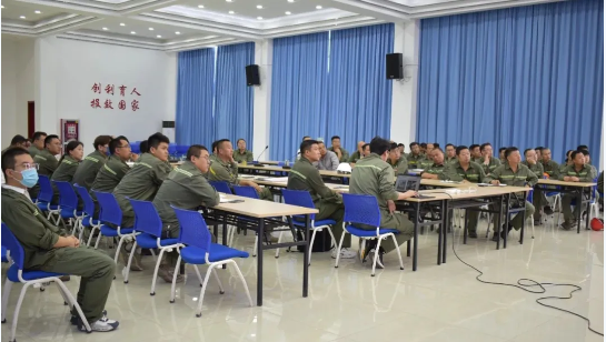 {8df0556c-3e35-4c0a-a55c-8ebc2dada6cf}